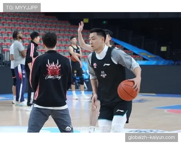 高诗岩防守贡献评估 后卫线防守强度与团队协同